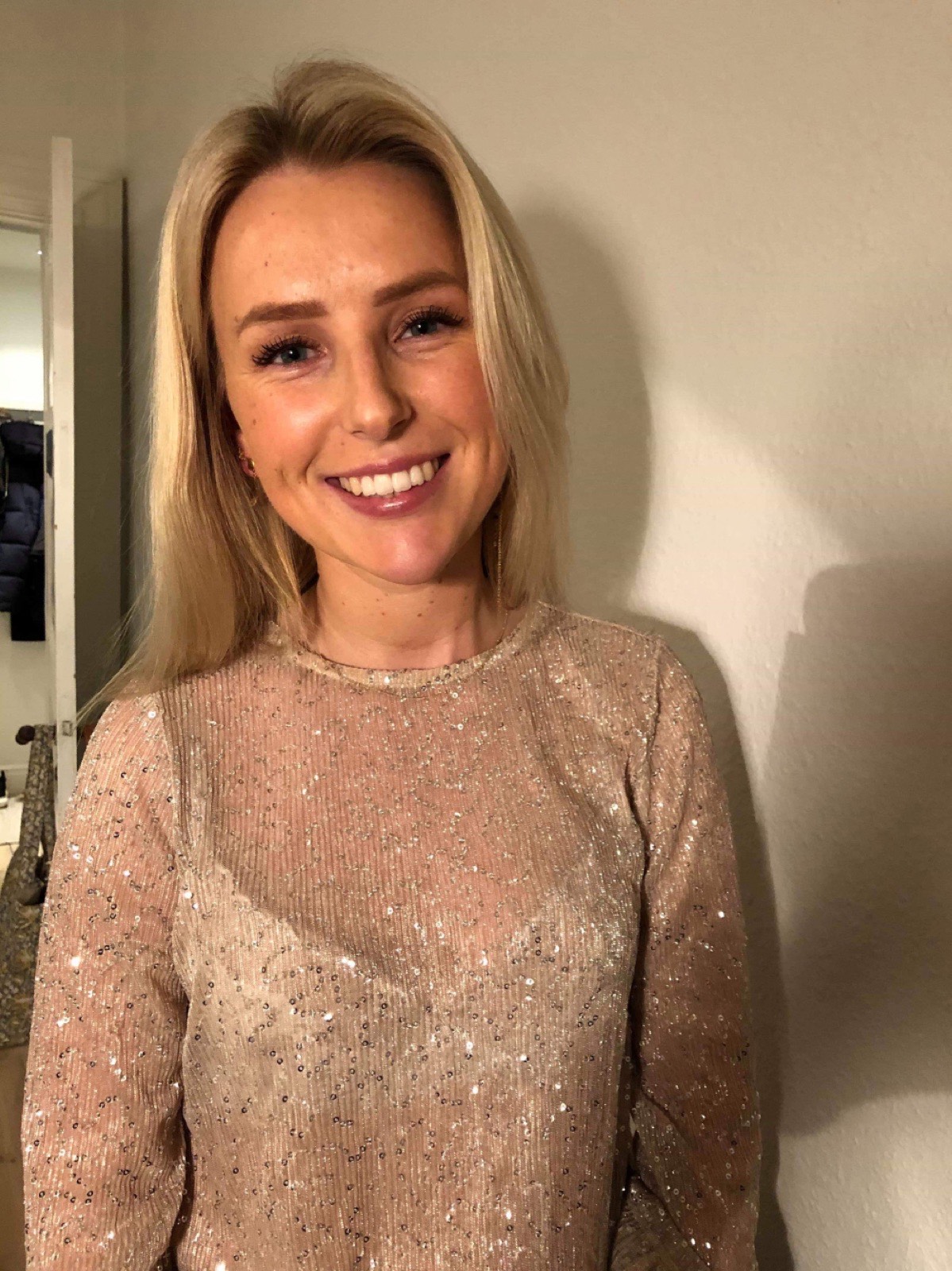 Simone Weilstrup efter sin PowderBrows-behandling